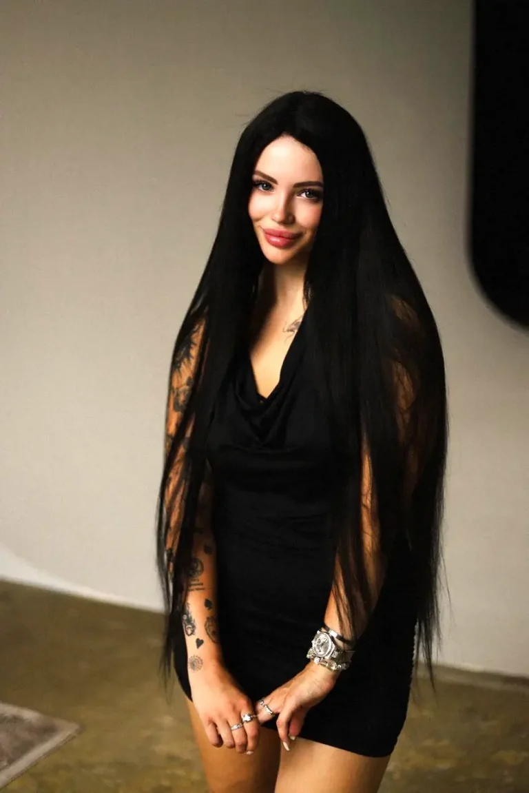 Имя: Квин Возраст: 24 Вес: 50