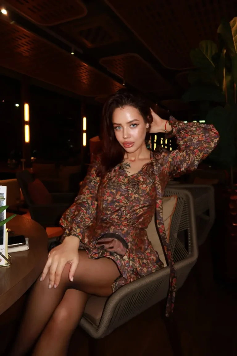 Имя: Ника Возраст: 26 Вес: 67