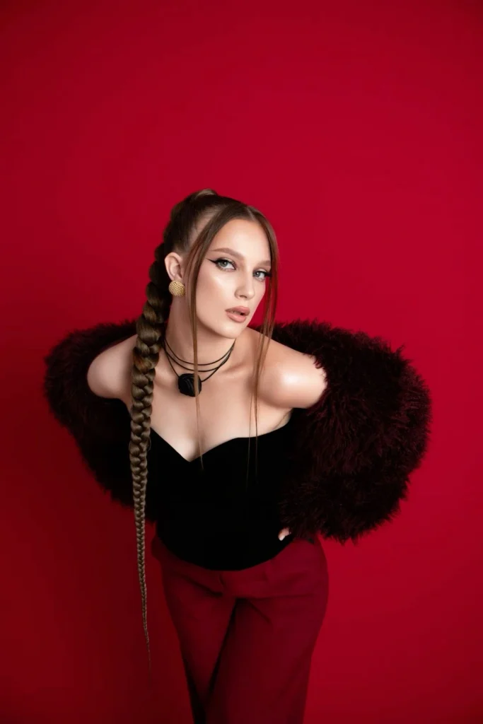 Сколько стоит средняя эскортница в Москве?