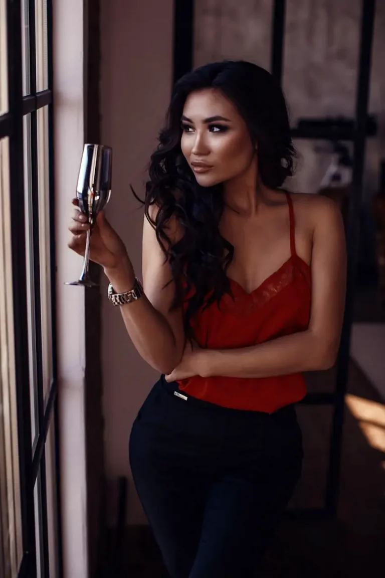 Имя: Анна Возраст: 26 Вес: 43