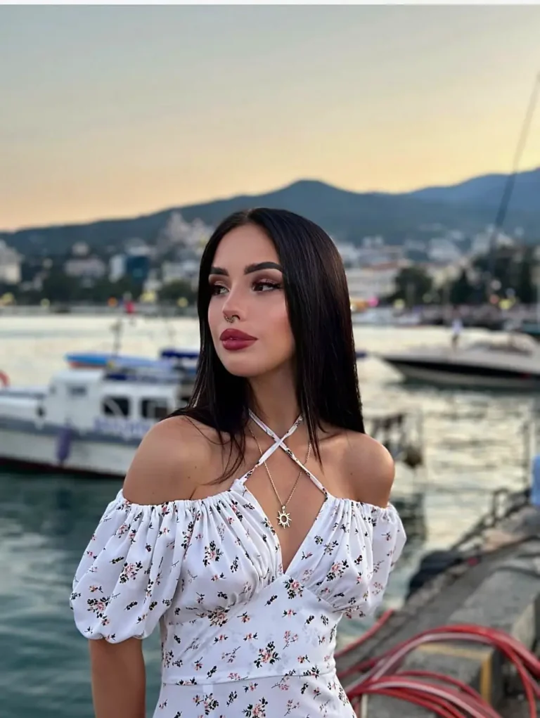 Имя: Рузанна Возраст: 23 Вес: 48